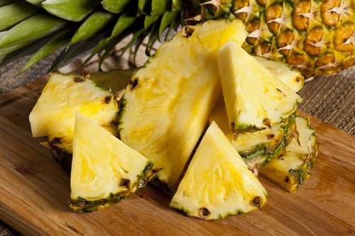 Tropické ovoce Ananas