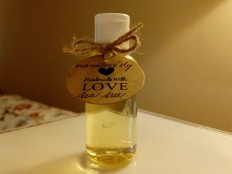 Mandlový olej - výtečný při péči o pokožku a kvalitu vlasů