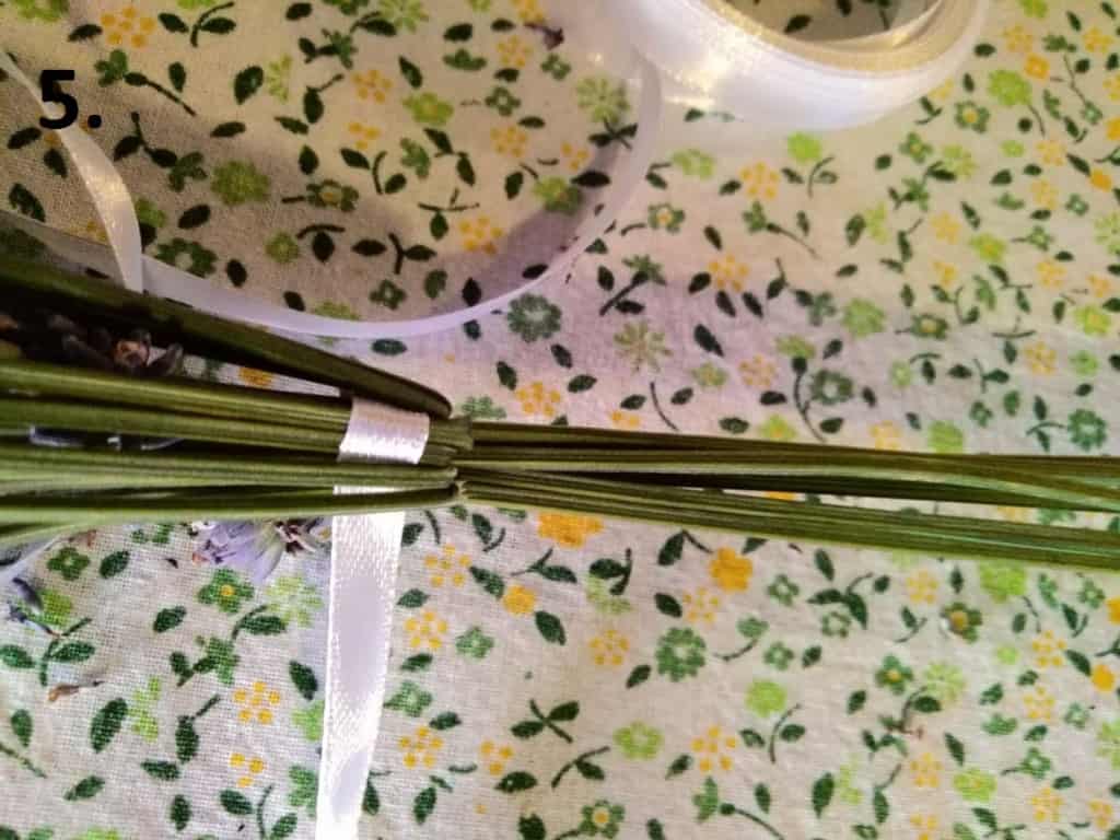 Levandulové paličky (návod) - uchovejte si vůni levandulí o něco déle